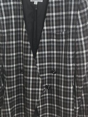 Gallery Black and White Plaid Men's Sport Coat